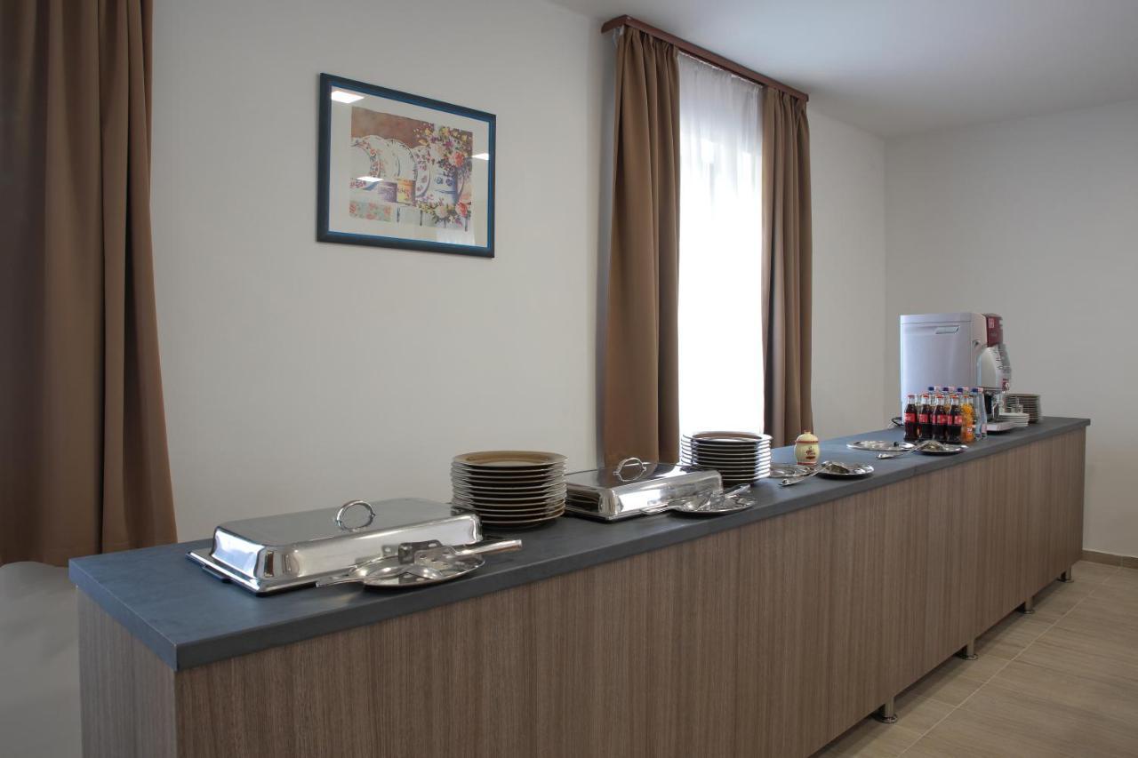Galosfa Vendeghaz Hotel ภายนอก รูปภาพ